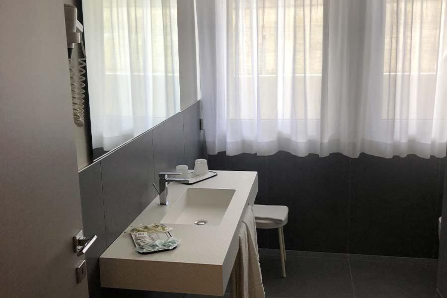 Albergo Capo Est Gabicce Mare Kültér fotó